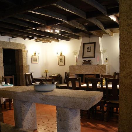 Casa D'Acha Villa São Miguel de Acha Exteriör bild
