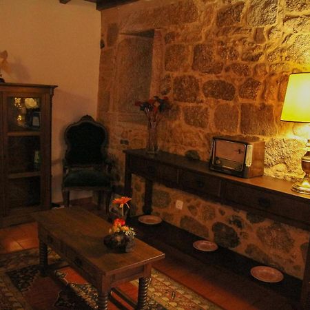 Casa D'Acha Villa São Miguel de Acha Exteriör bild