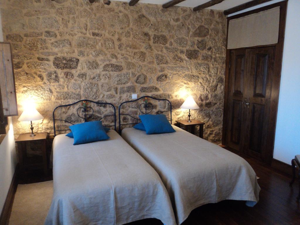 Casa D'Acha Villa São Miguel de Acha Rum bild