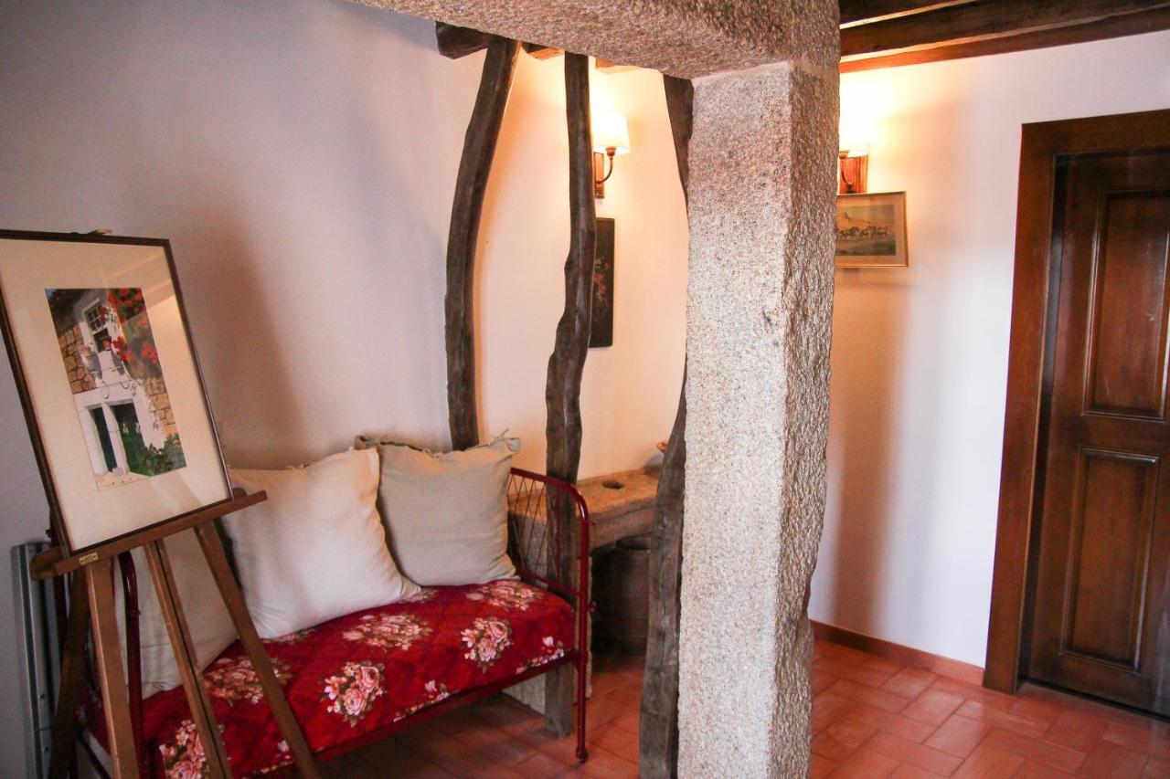 Casa D'Acha Villa São Miguel de Acha Exteriör bild